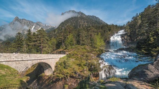 Tithome 1 - Gare, Centre Ville, Vue Montagne Et Chateau 루르드 외부 사진